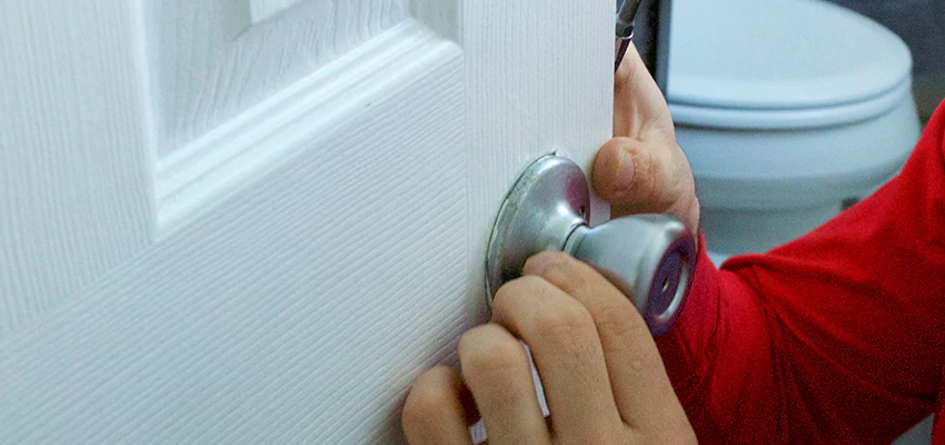 Vintage Door Knob Replacement in Florin, CA